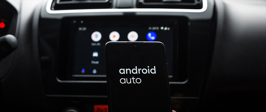 Màn hình cảm ứng 7-inch với kết nối Android Auto và Apple CarPlay